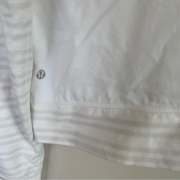 Lululemon Voyager Pullover size 10 - Picture 7 of 12